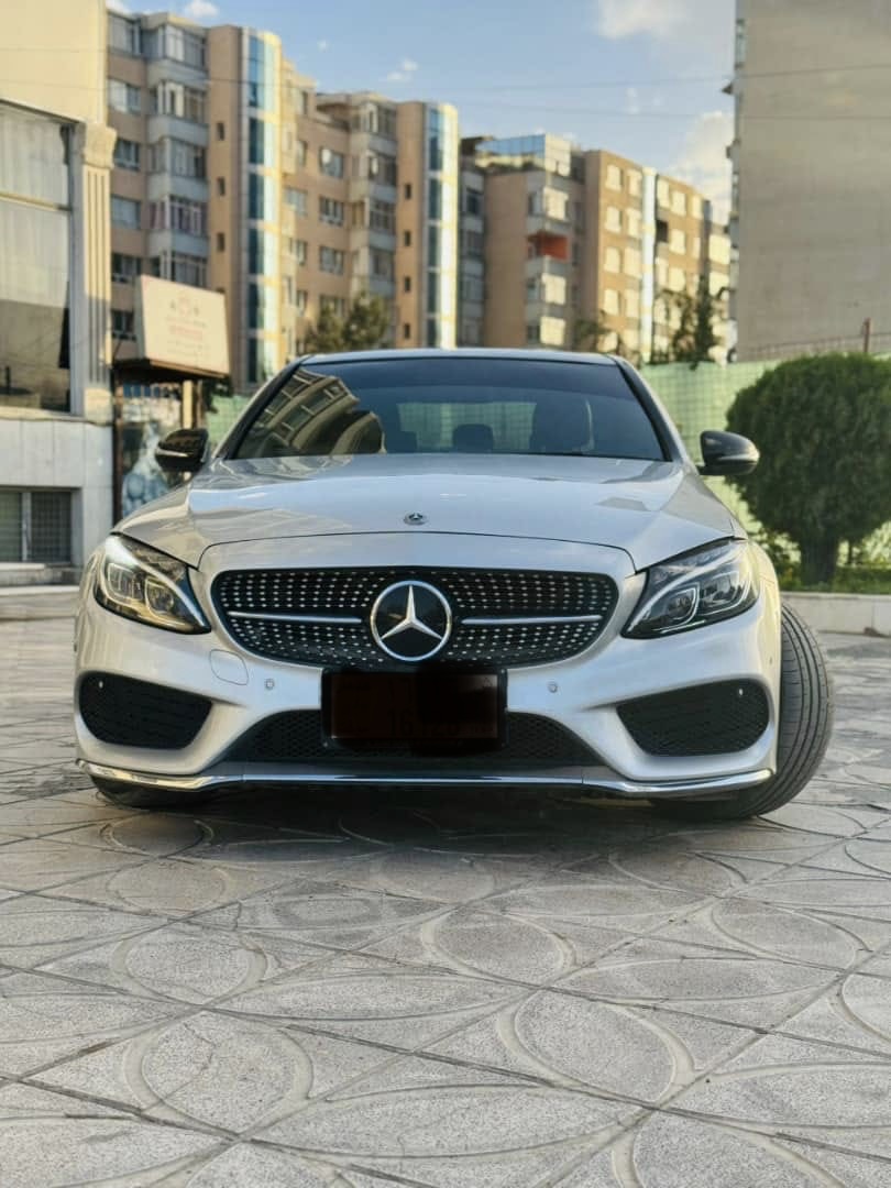 Mercedes-Benz C-Class W205